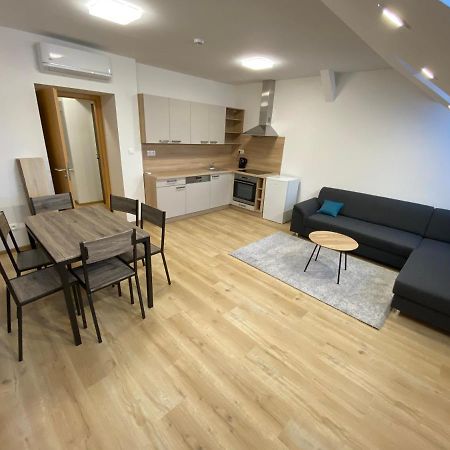 No. 34 Apartment Hradec Kralove Exterior photo