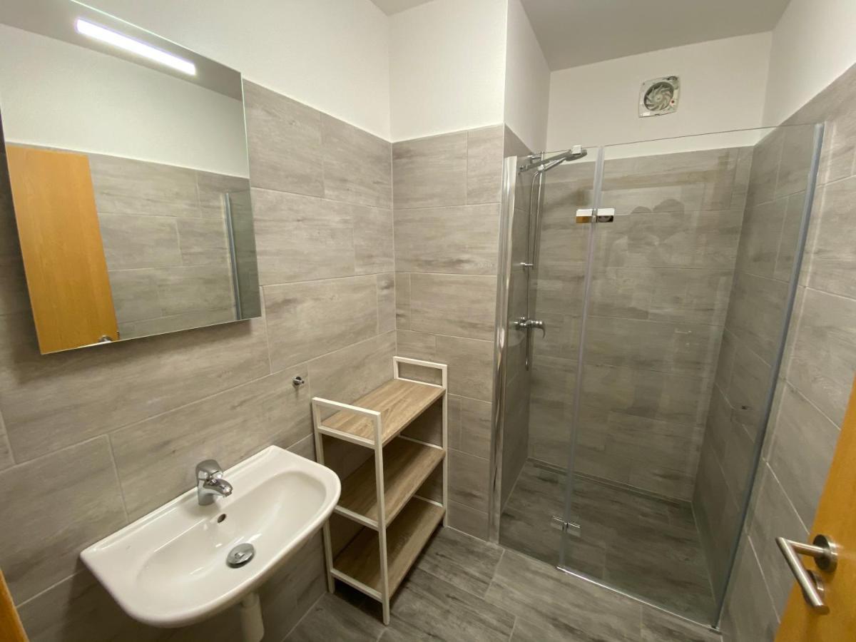 No. 34 Apartment Hradec Kralove Exterior photo